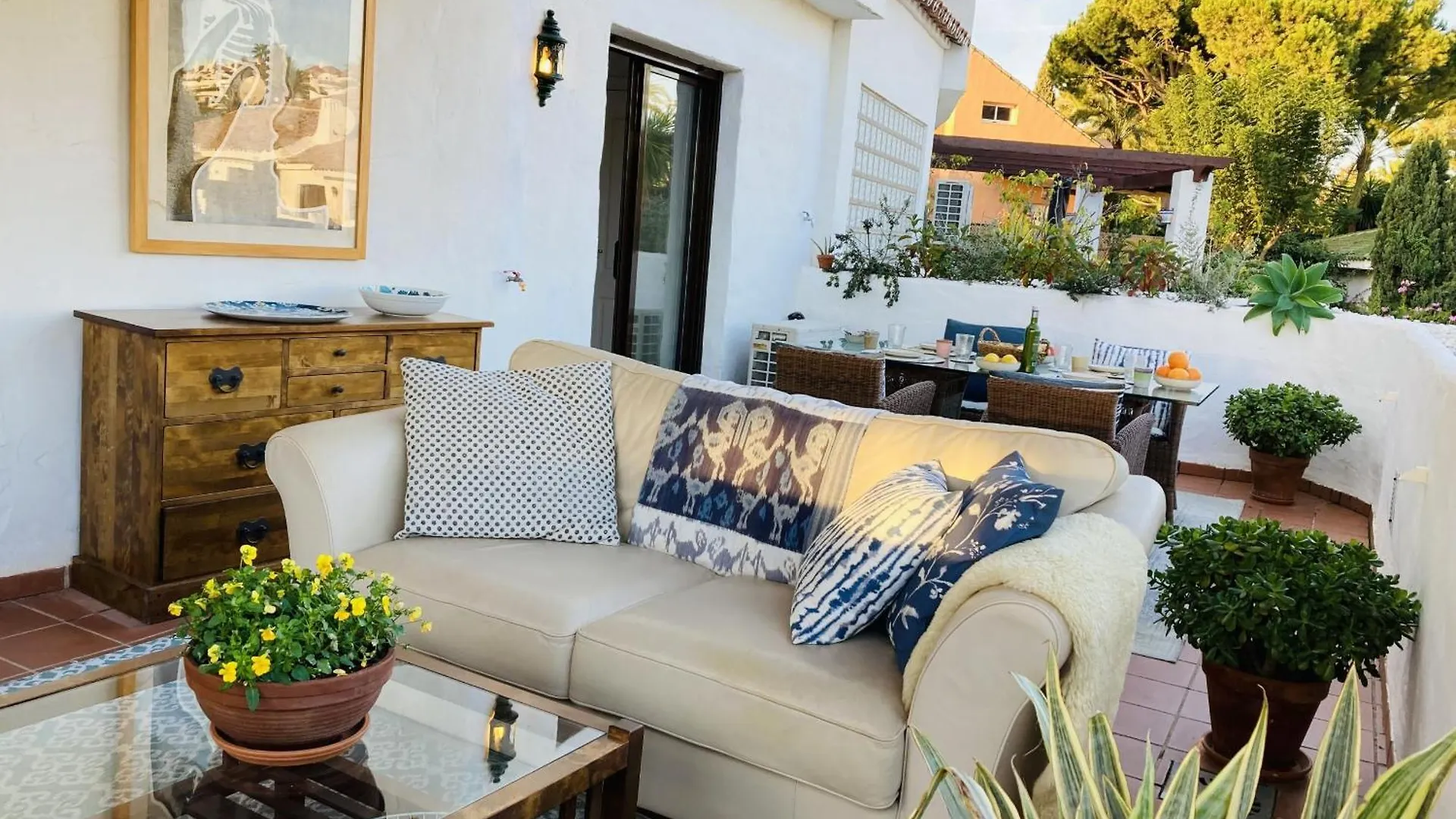 Apartment Las Lomas - Pool, Terrace & View Marbella