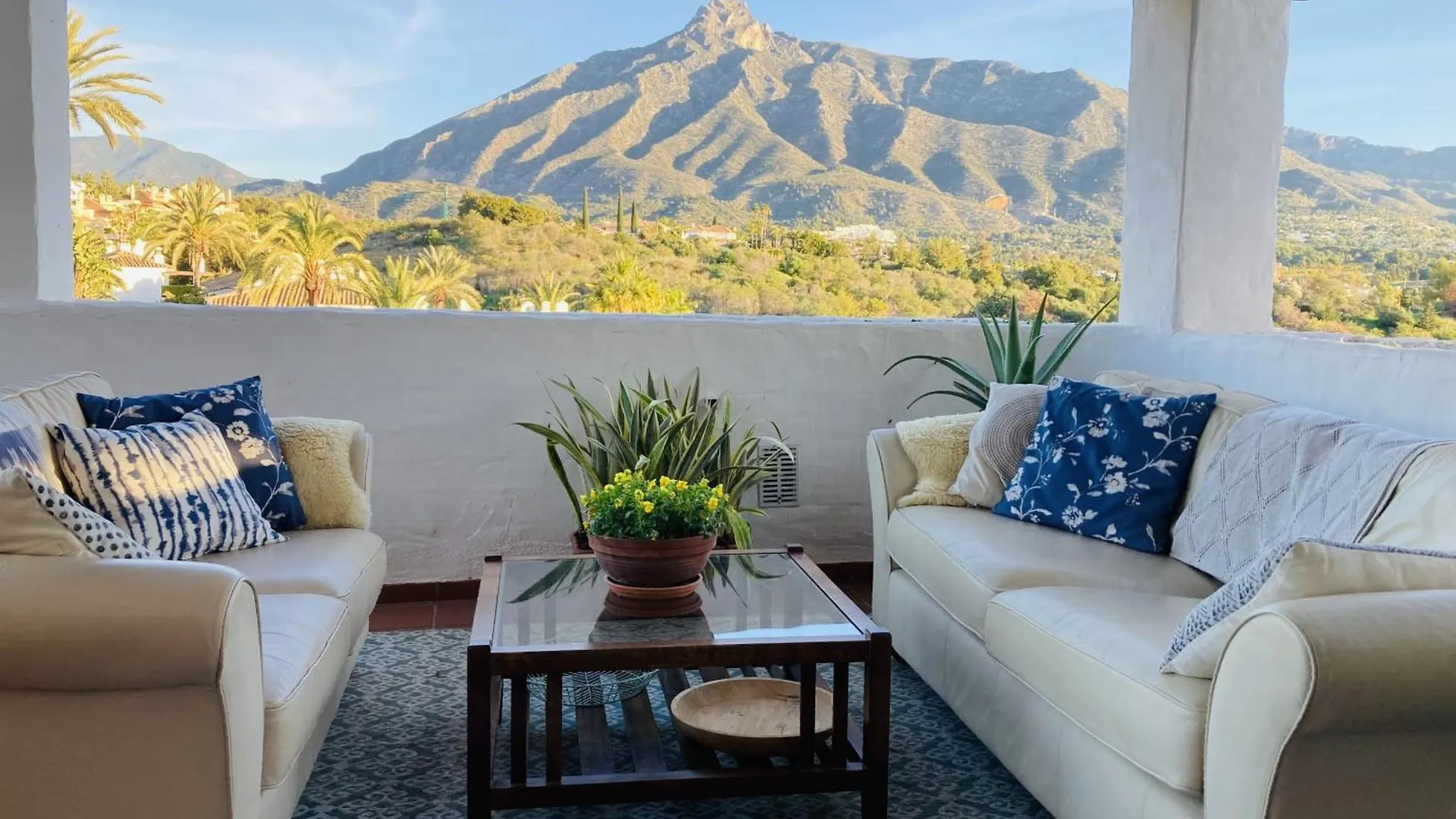 Las Lomas - Pool, Terrace & View Marbella