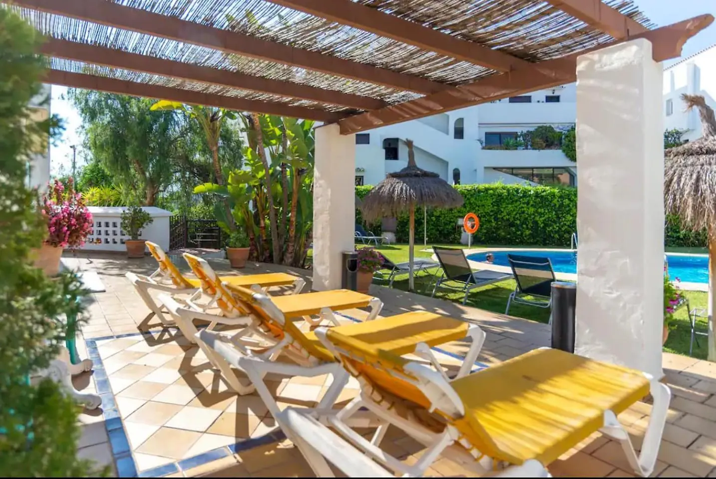 Las Lomas - Pool, Terrace & View Marbella